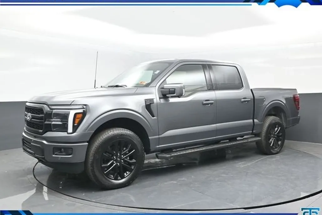 2025 Ford F-150 Lariat photo 1