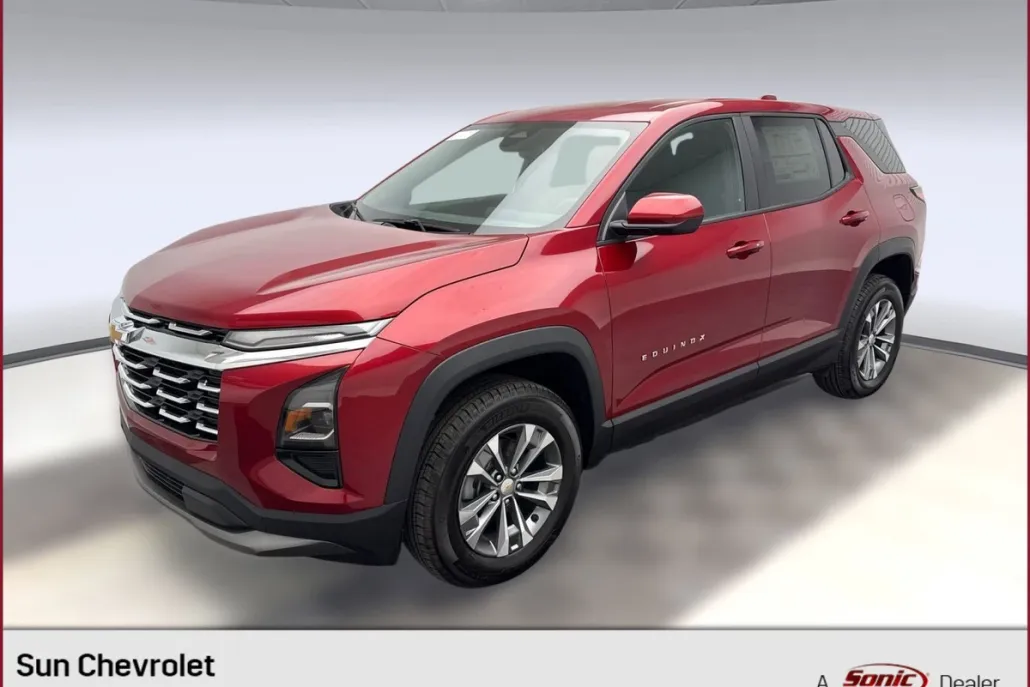 2026 Chevrolet Equinox LT photo 1