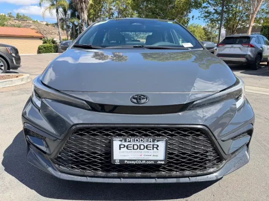 2024 Toyota Corolla SE Premium photo 1