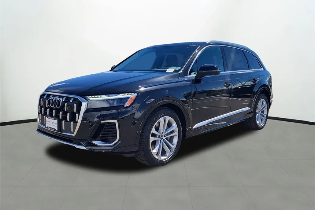 2025 Audi Q7 55 Prestige photo 1
