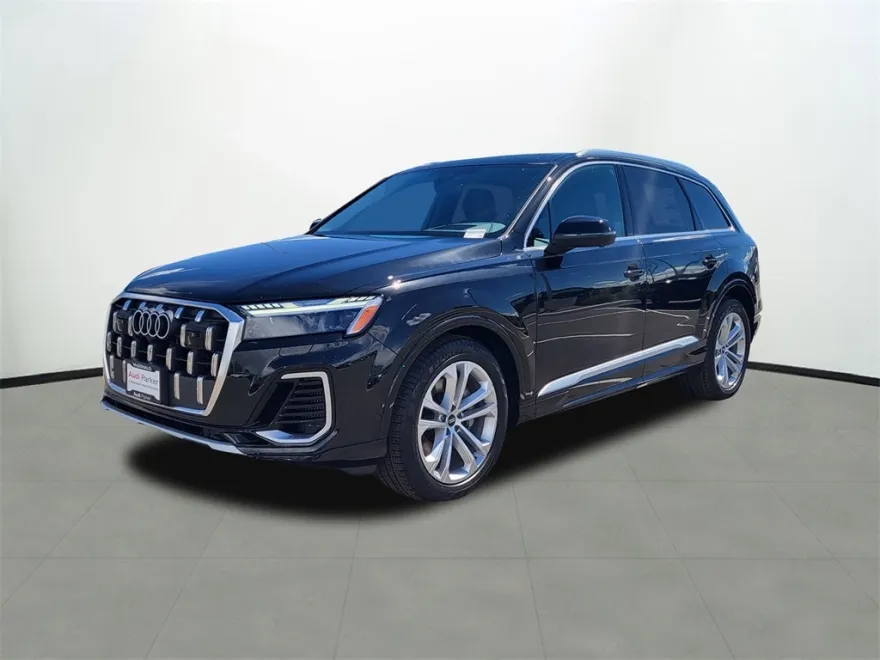 2025 Audi Q7 55 Prestige photo 1
