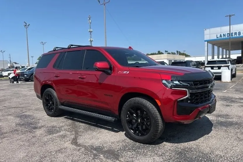 2022 Chevrolet Tahoe Z71 photo 1