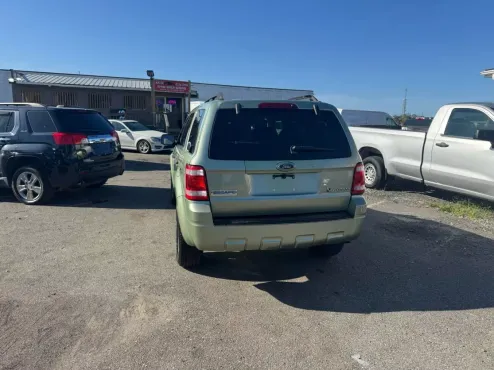 2008 Ford Escape Hybrid Sport photo 4