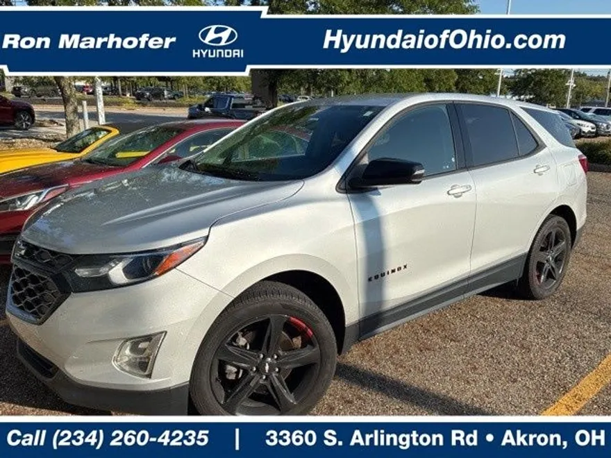 2019 Chevrolet Equinox LT photo 1