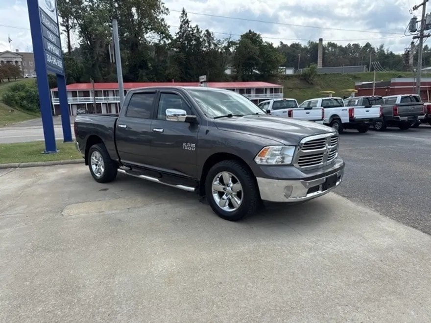 2016 Ram 1500 Big Horn photo 1