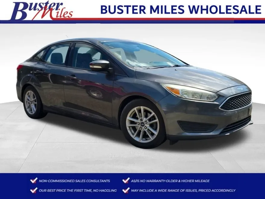 2015 Ford Focus SE photo 1