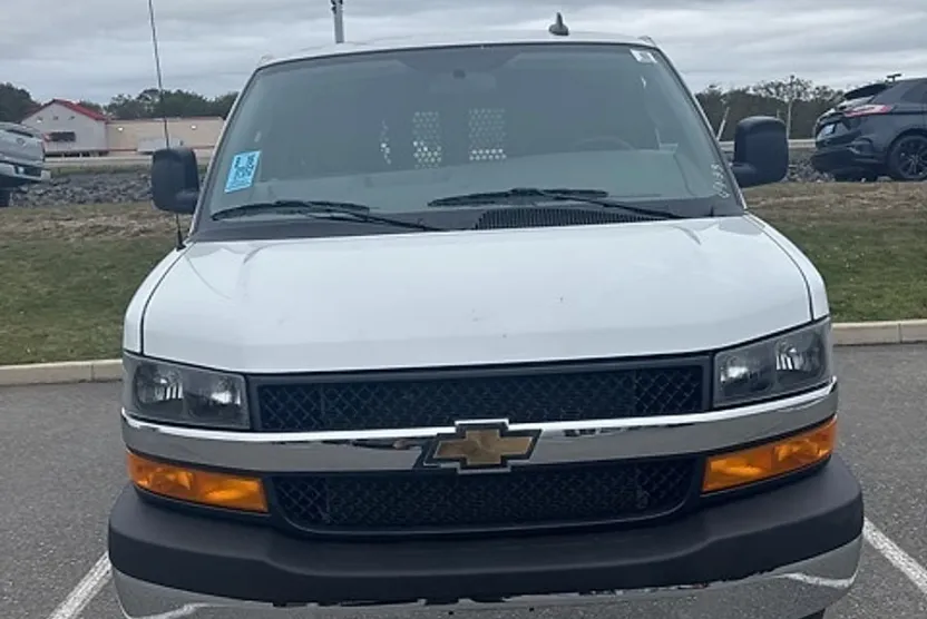 2024 Chevrolet Express Cargo 2500 Van photo 1