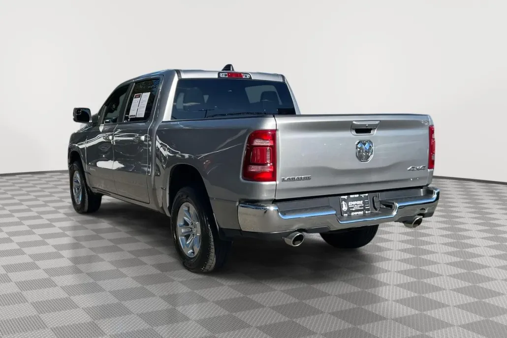 2024 Ram 1500 Laramie photo 1