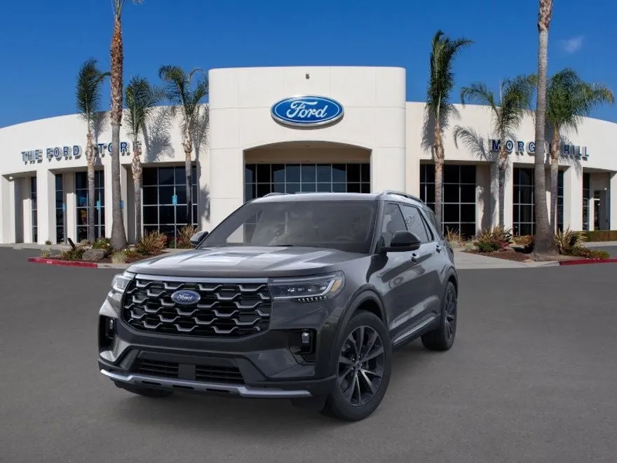 2025 Ford Explorer Platinum photo 1