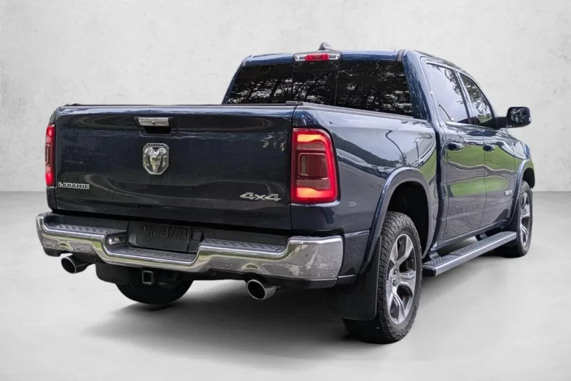 2020 Ram 1500 Laramie photo 1