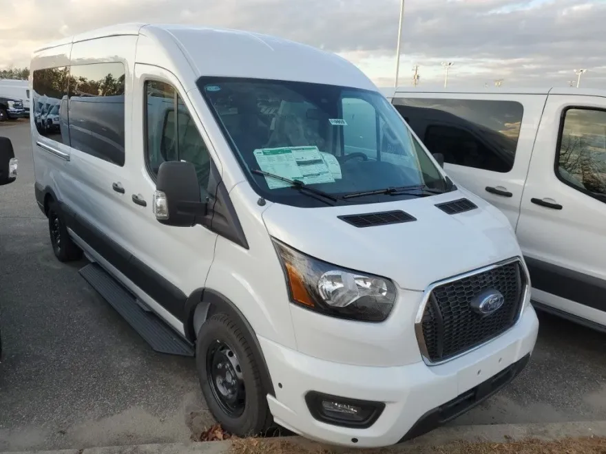2024 Ford Transit Passenger Van XLT photo 1