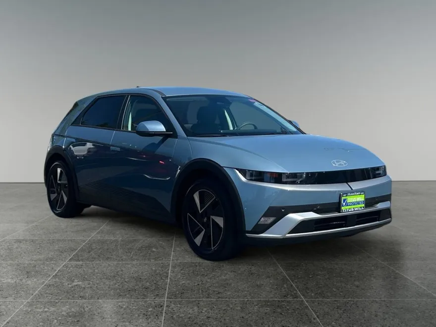 2025 Hyundai Ioniq 5 SE photo 1