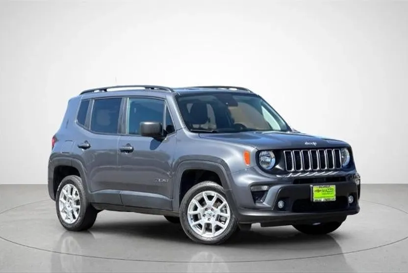 2022 Jeep Renegade Latitude photo 1