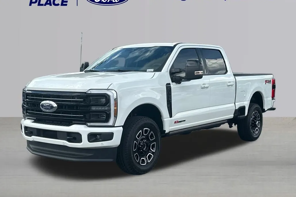 2025 Ford F-250 Platinum photo 1