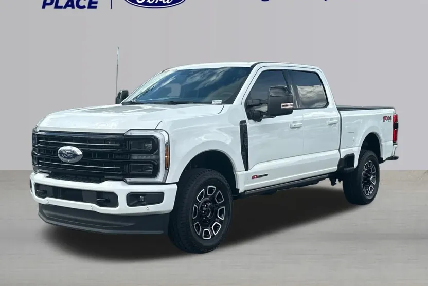 2025 Ford F-250 Platinum photo 1