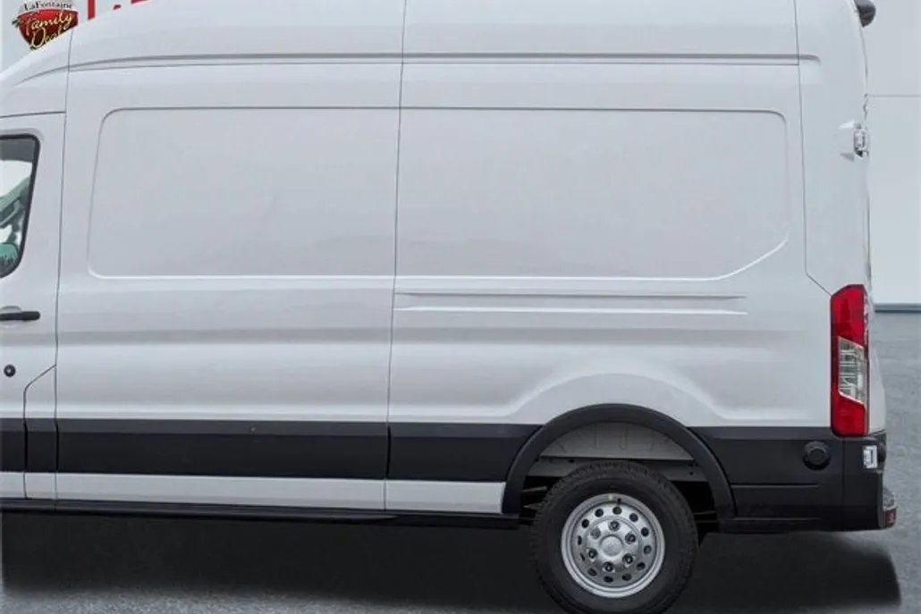 2025 Ford Transit photo 1