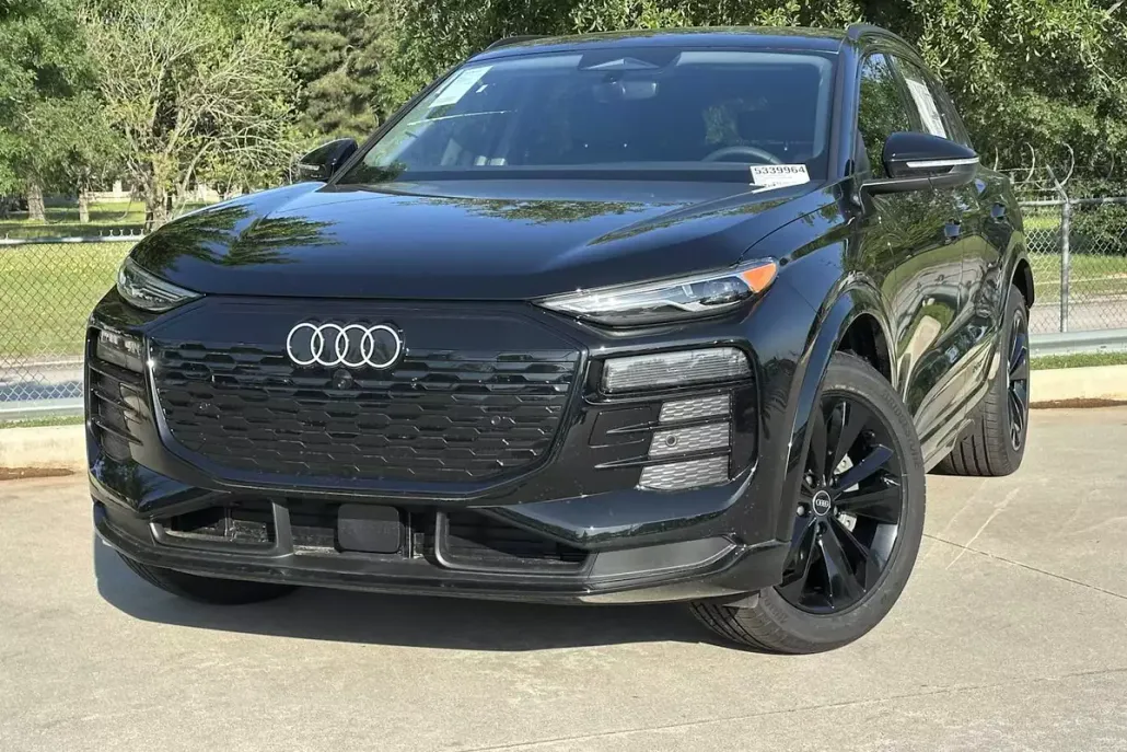 2025 Audi Q6 E-tron Premium photo 1