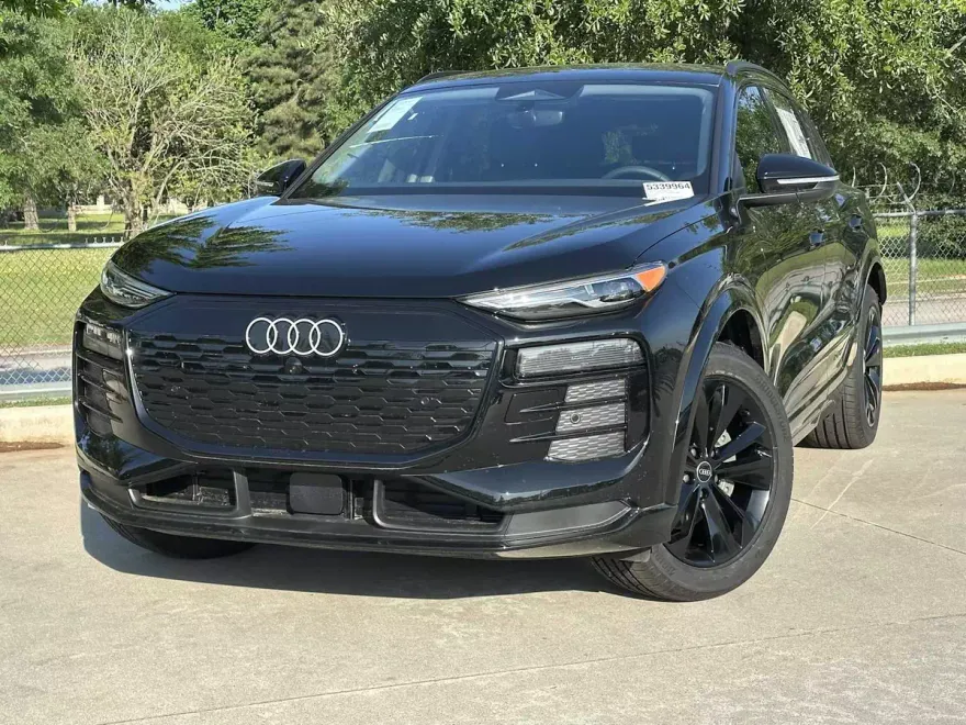 2025 Audi Q6 E-tron Premium photo 1