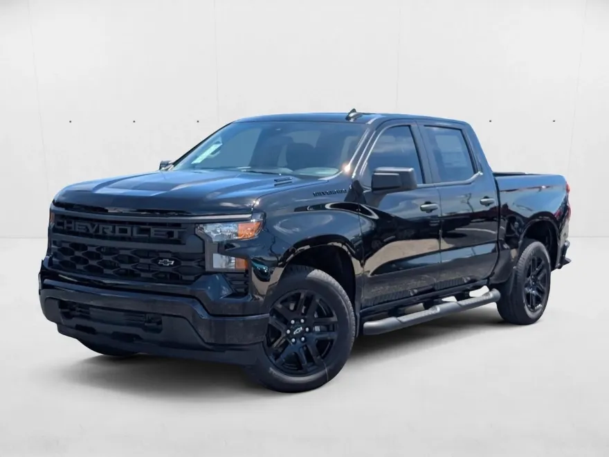2026 Chevrolet Silverado 1500 Custom photo 1