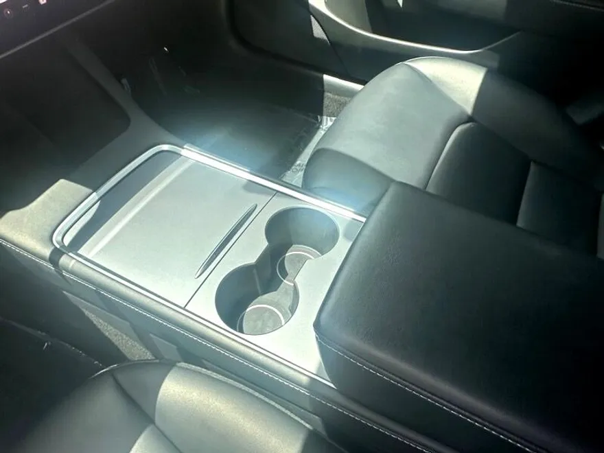 2022 Tesla Model 3 Long Range photo 19