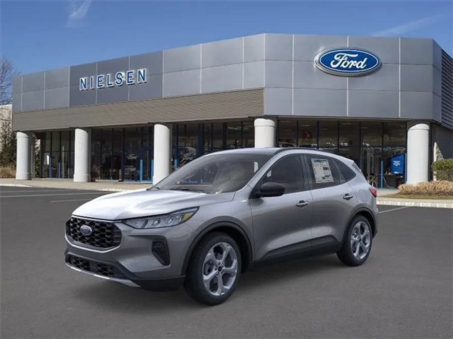 2026 Ford Escape ST-Line photo 1