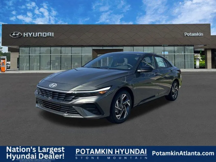 2025 Hyundai Elantra SEL Sport photo 1