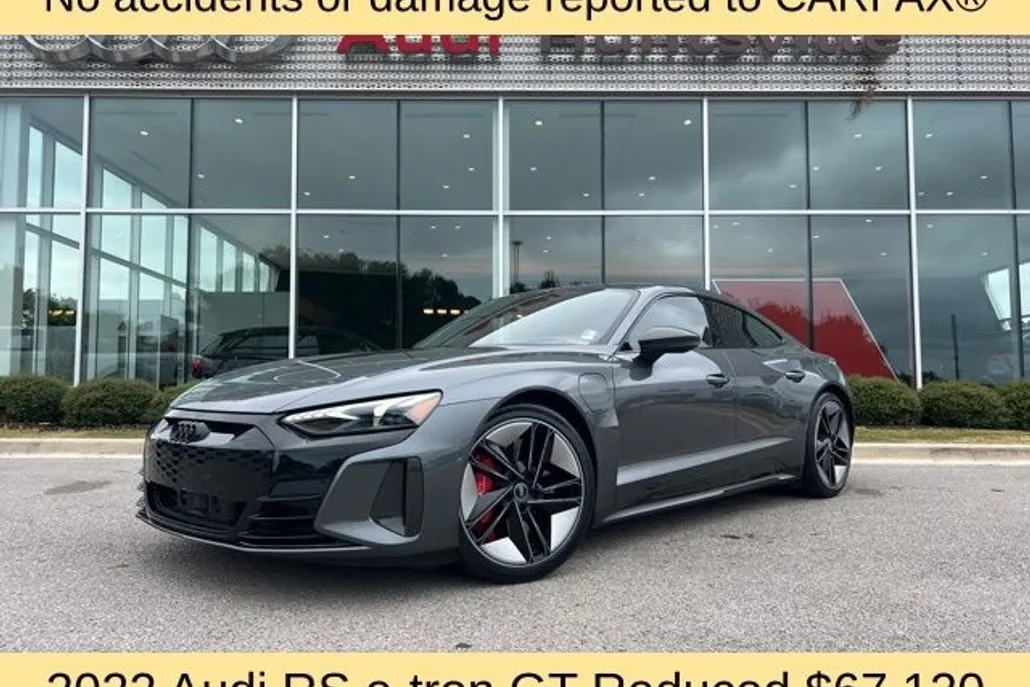 2022 Audi RS e-tron GT Base photo 1