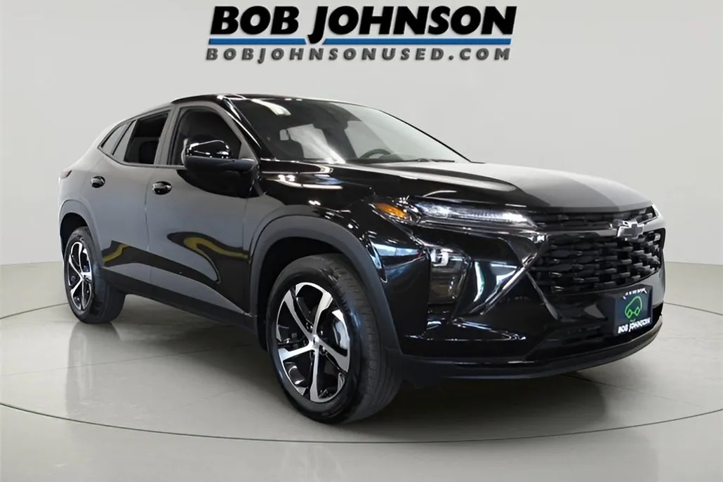 2024 Chevrolet Trax photo 1