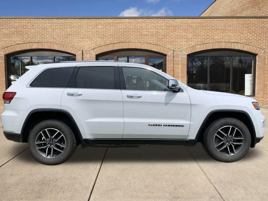 2021 Jeep Grand Cherokee Limited photo 1