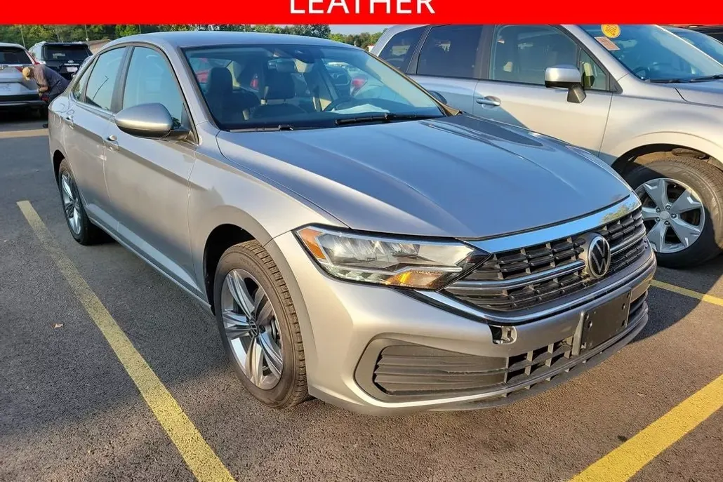 2023 Volkswagen Jetta 1.5T SE photo 1