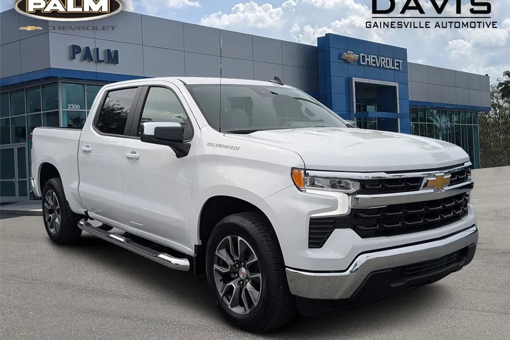 2025 Chevrolet Silverado 1500 LT photo 1