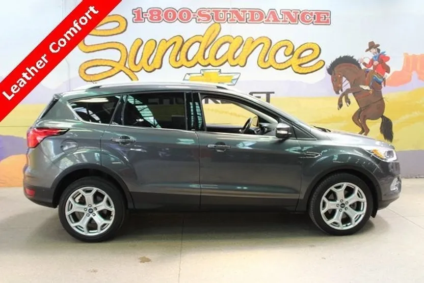 2019 Ford Escape Titanium photo 1