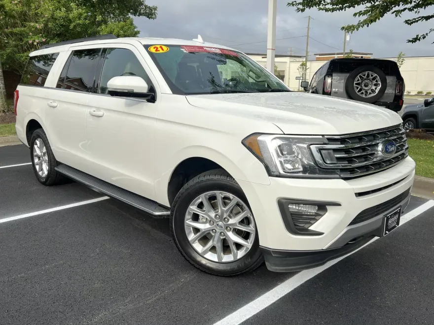 2021 Ford Expedition MAX XLT photo 1