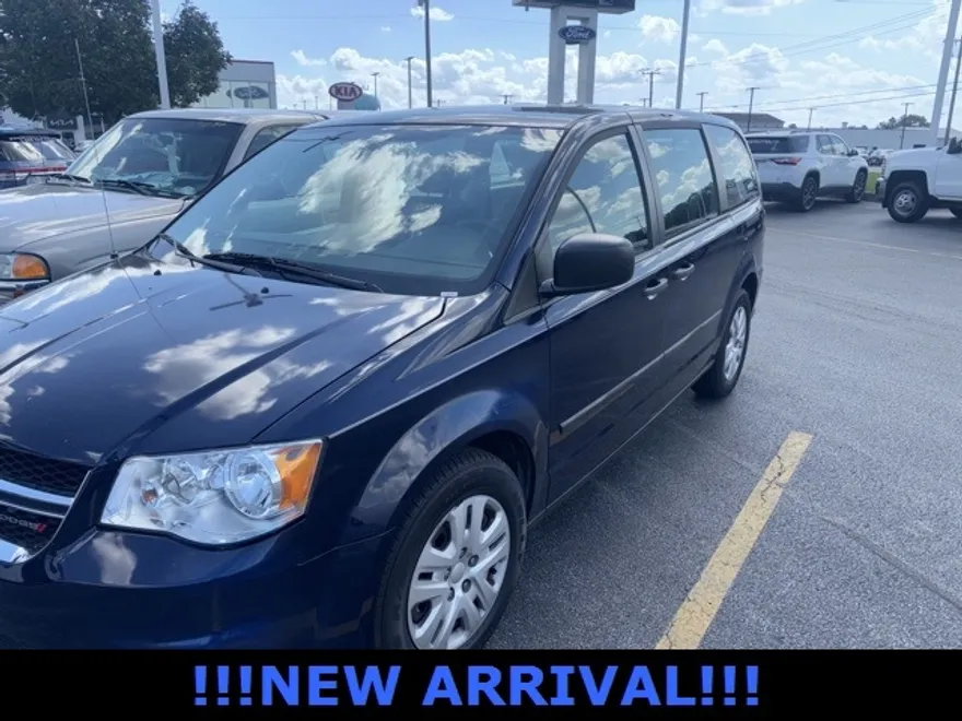 2014 Dodge Grand Caravan SE photo 1