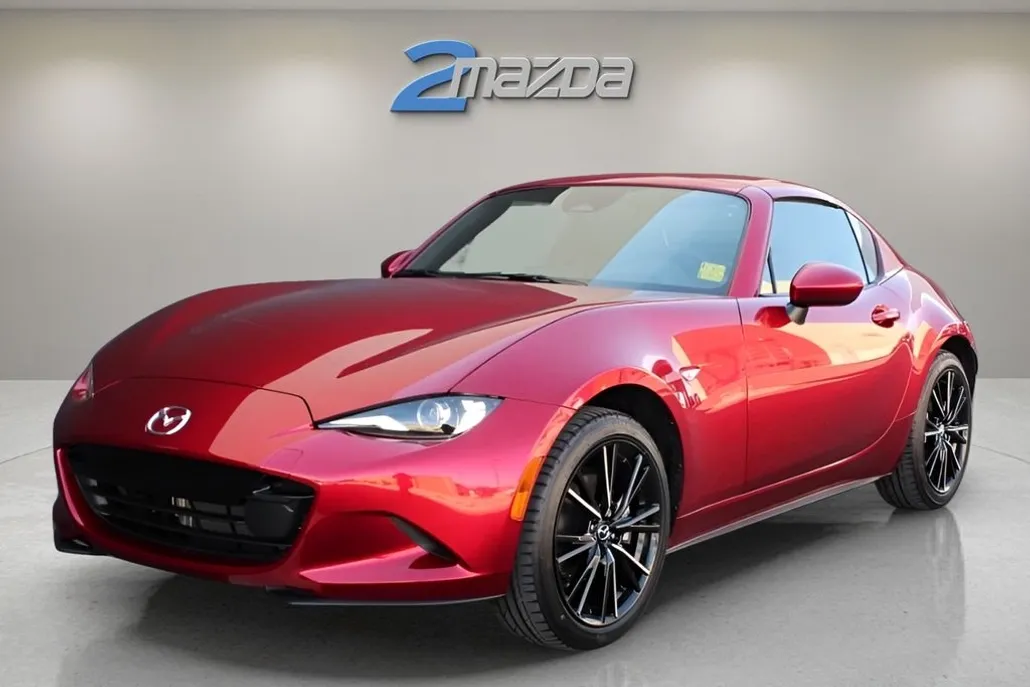 2025 Mazda MX-5 Miata Miata RF Grand Touring photo 1