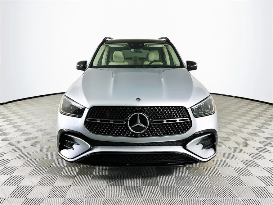 2026 Mercedes Benz GLE 450 4MATIC photo 2