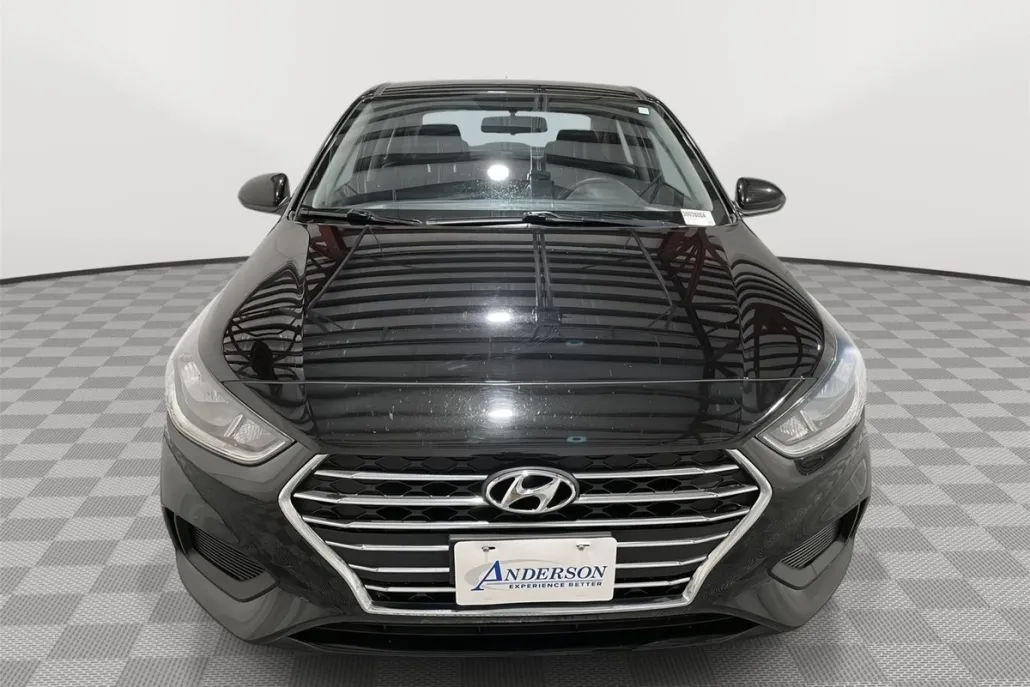 2020 Hyundai Accent SE photo 1