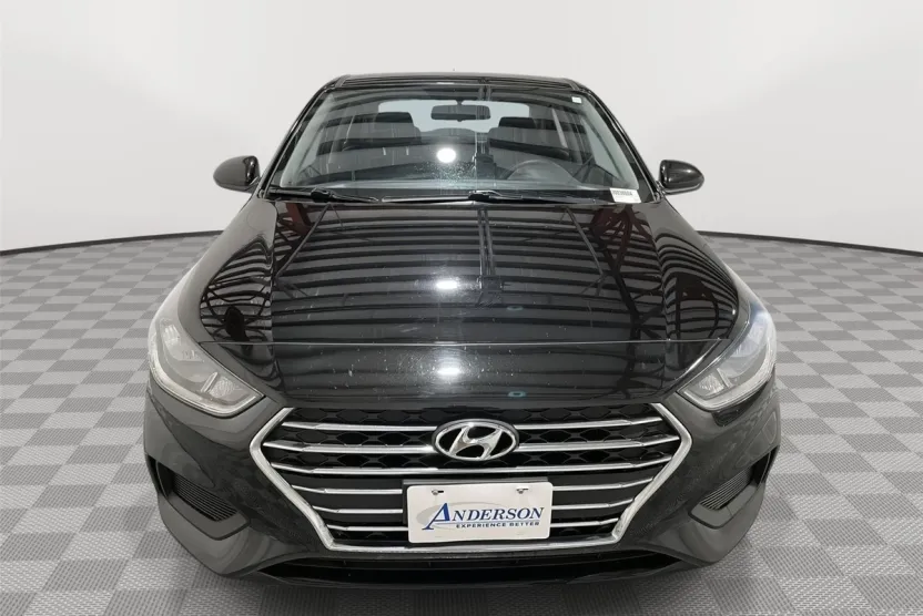 2020 Hyundai Accent SE photo 1