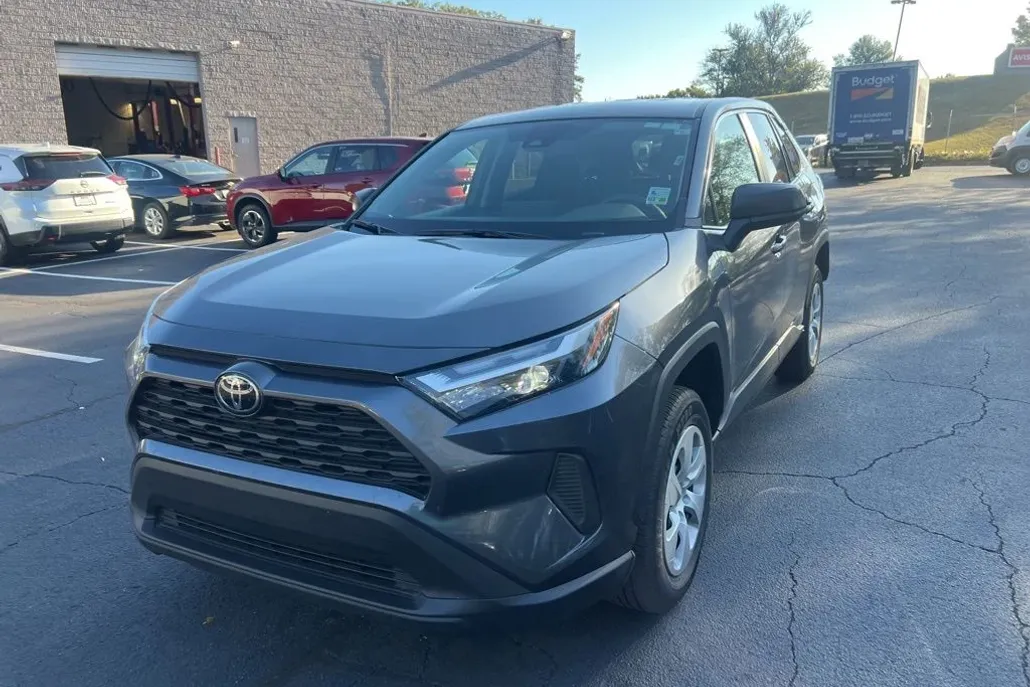 2025 Toyota RAV4 LE photo 1