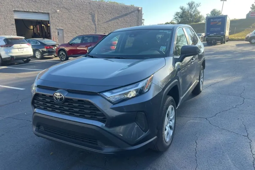 2025 Toyota RAV4 LE photo 1