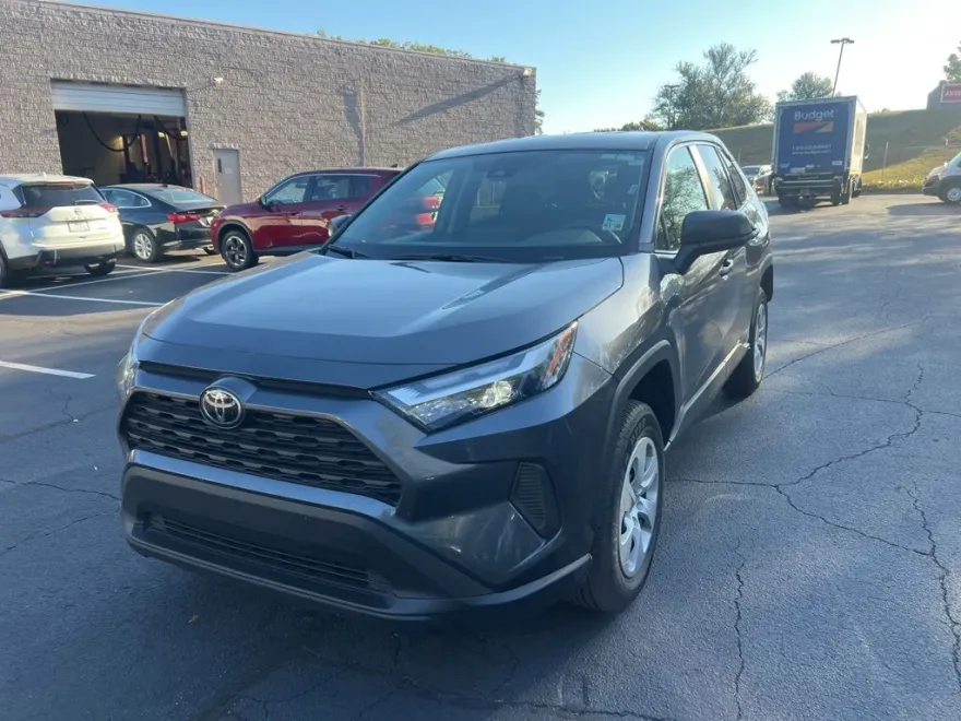 2025 Toyota RAV4 LE photo 1
