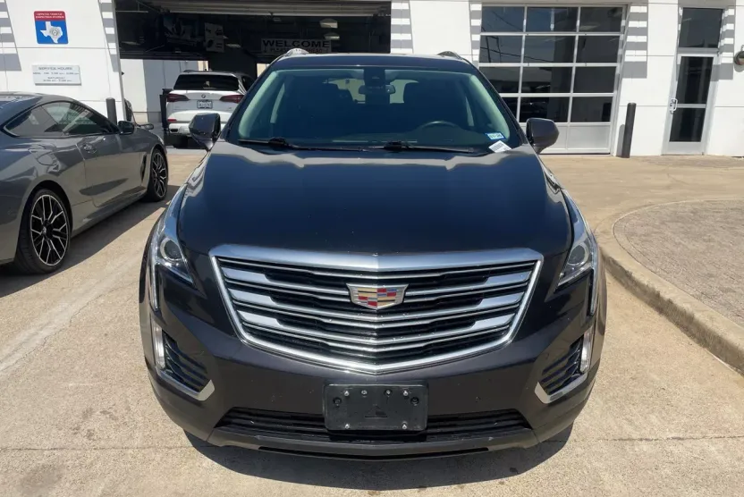 2018 Cadillac XT5 Luxury photo 1