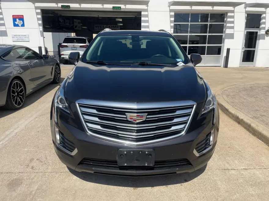 2018 Cadillac XT5 Luxury photo 1