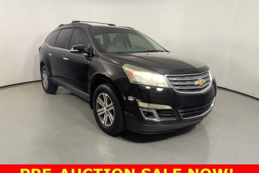 2016 Chevrolet Traverse 2LT photo 1