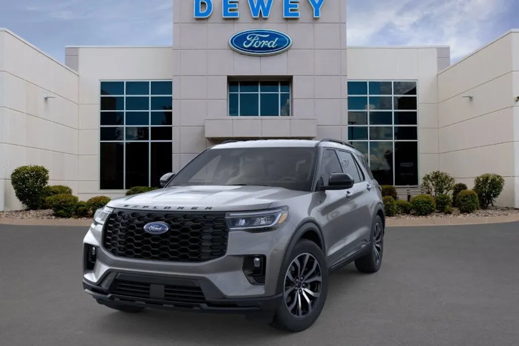 2025 Ford Explorer ST-Line photo 1