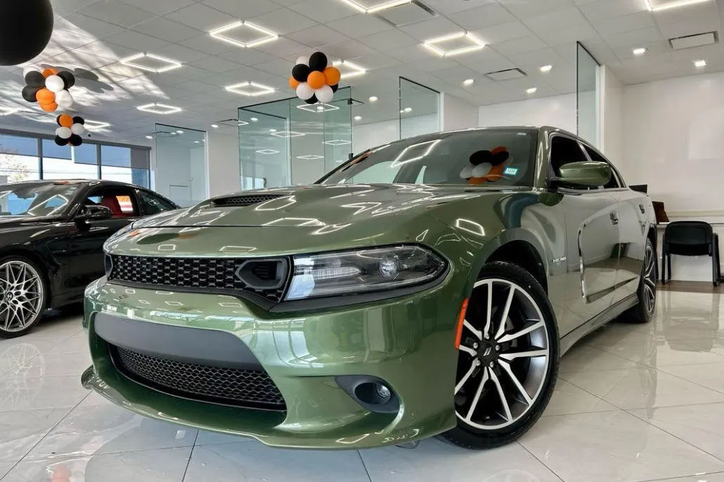 2021 Dodge Charger R/T photo 1