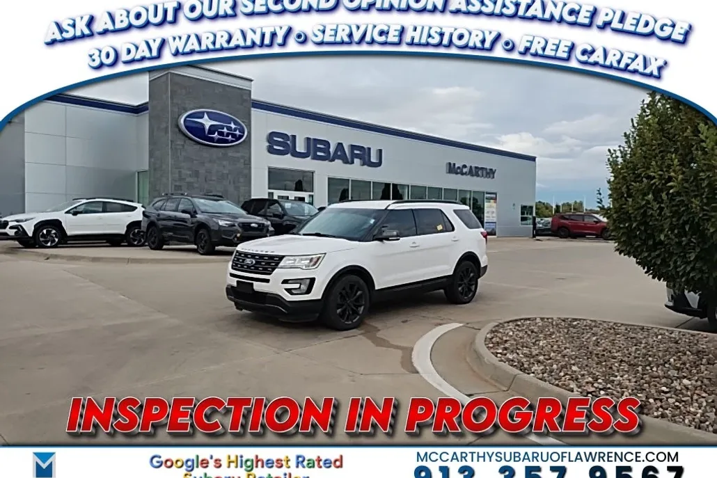 2017 Ford Explorer XLT photo 1