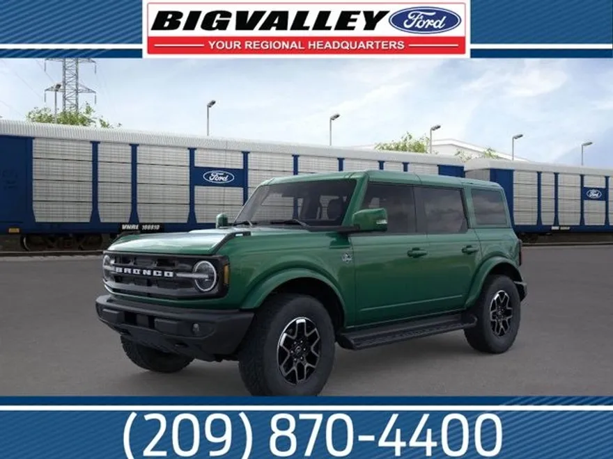 2025 Ford Bronco Outer Banks photo 1