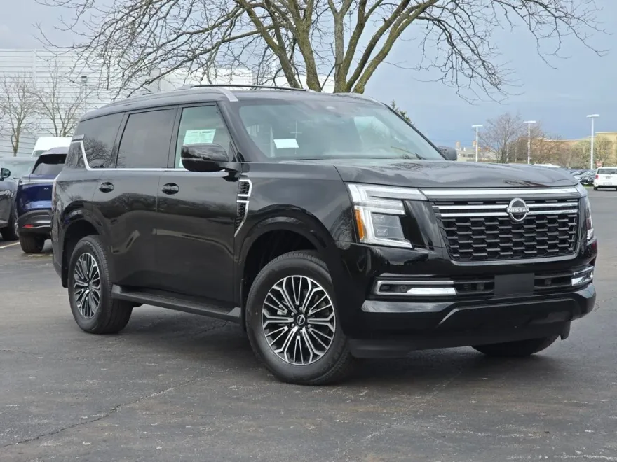 2025 Nissan Armada SL photo 1