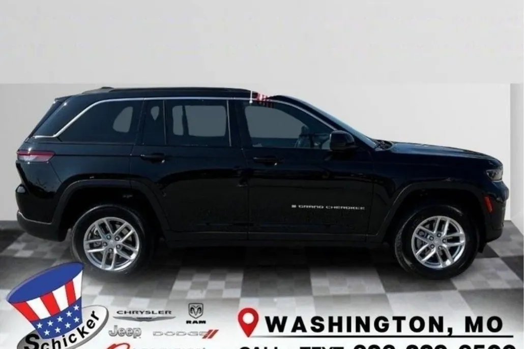2025 Jeep Grand Cherokee Laredo X photo 1